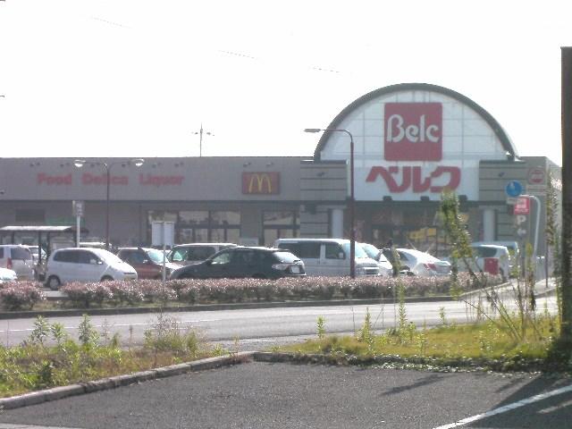 Supermarket. Until Berg Ryumai shop 1756m