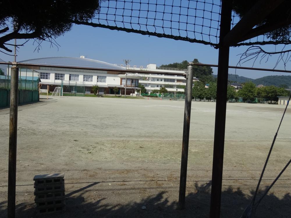 Junior high school. 1050m to Ota City West Junior High School