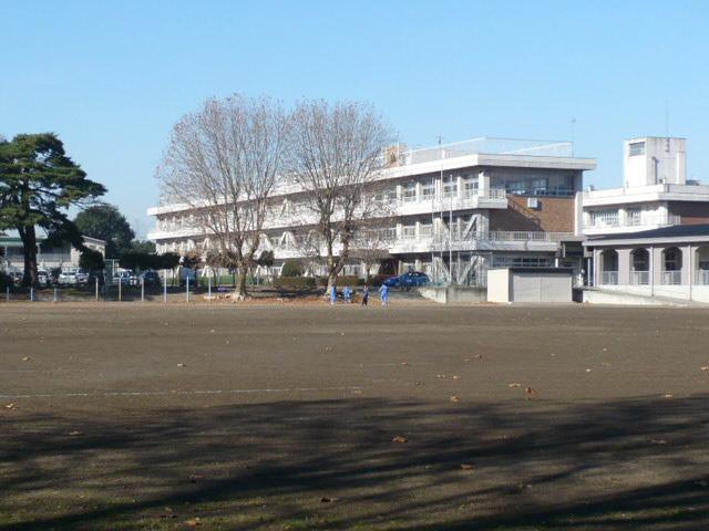Junior high school. Ota Municipal Yabuzukahon, Gunma 1715m up to junior high school