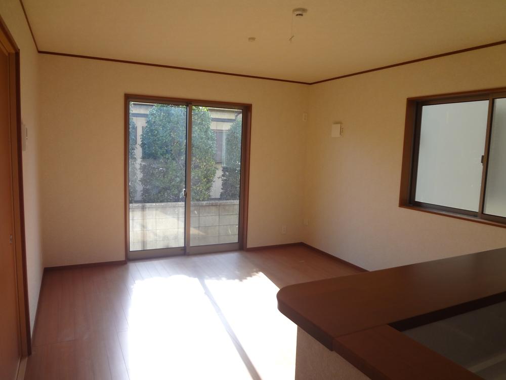 Living. 1 Building same specifications LDK