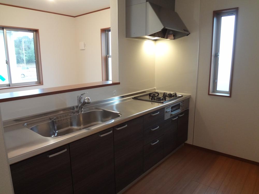 Same specifications photo (kitchen). 1 Building same specification kitchen