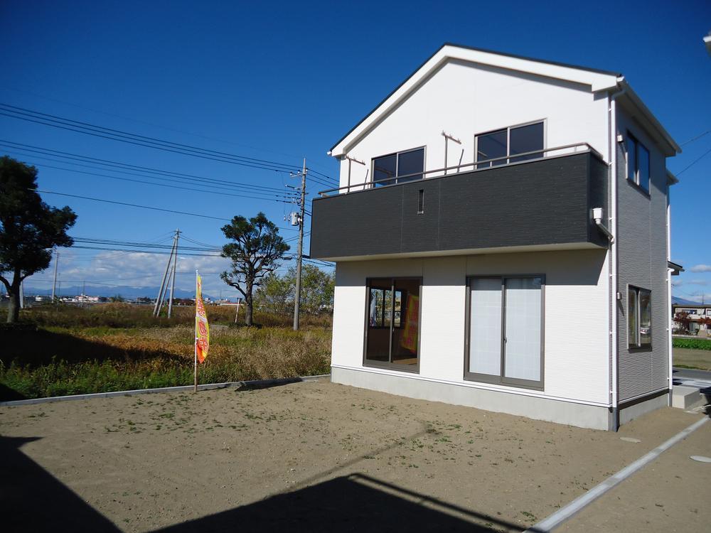 Same specifications photos (appearance). (3 Building) same specification