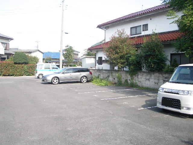 Parking lot