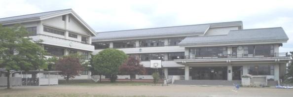 Junior high school. 700m to Ota City Kyuhaku junior high school