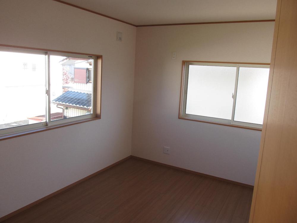 Same specifications photos (Other introspection). Or Western-style is Why not been redecorated in a very simple to make your choice