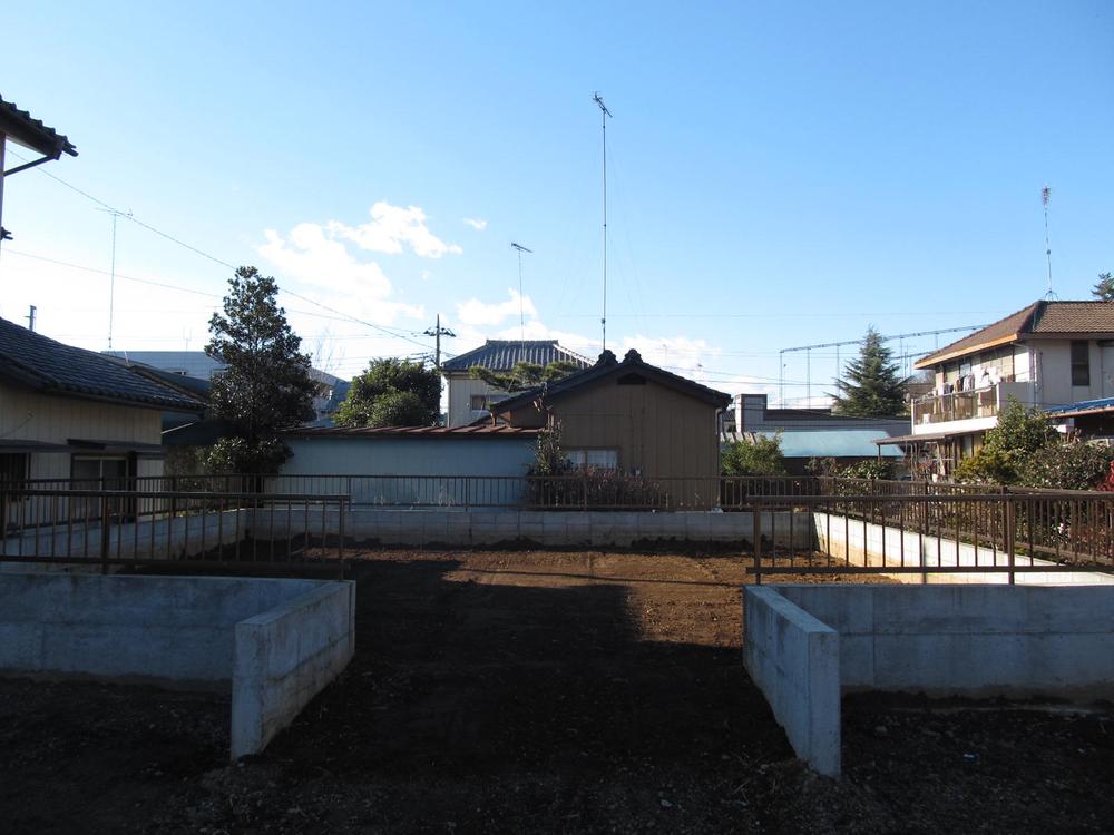 Garden. Since the site southeast part is ordered in the garden, Also play with confidence children