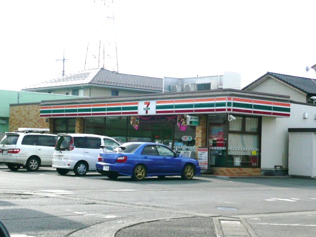 Convenience store. Seven-Eleven Ota Yura store up (convenience store) 1171m