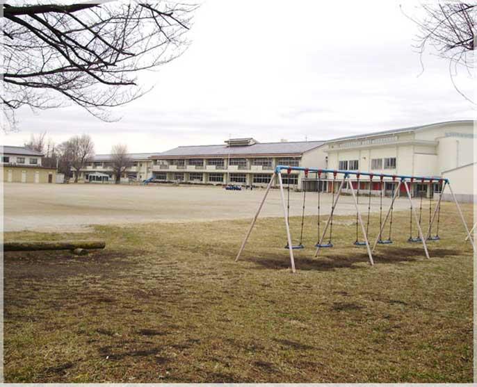 Primary school. 419m to Ota City treasure Izumihigashi Elementary School