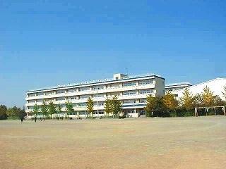 Junior high school. 1900m to Ota Municipal Josai junior high school