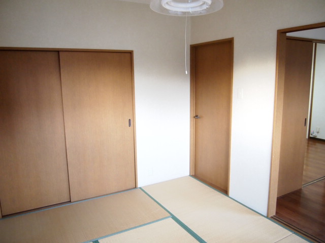 Other room space