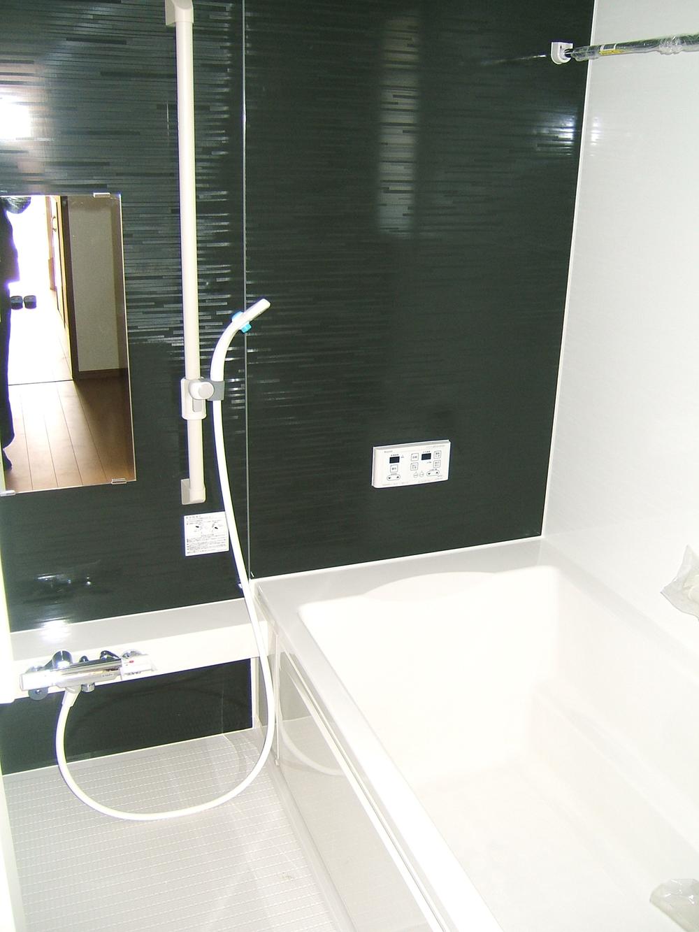 Same specifications photo (bathroom). The company specification example