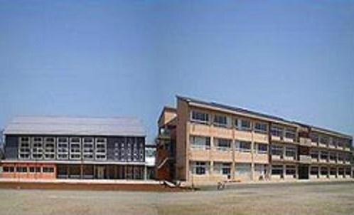 Junior high school. Tamamura stand Tamamura until junior high school 1840m