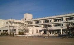 Junior high school. Tamamura Minami until junior high school 790m