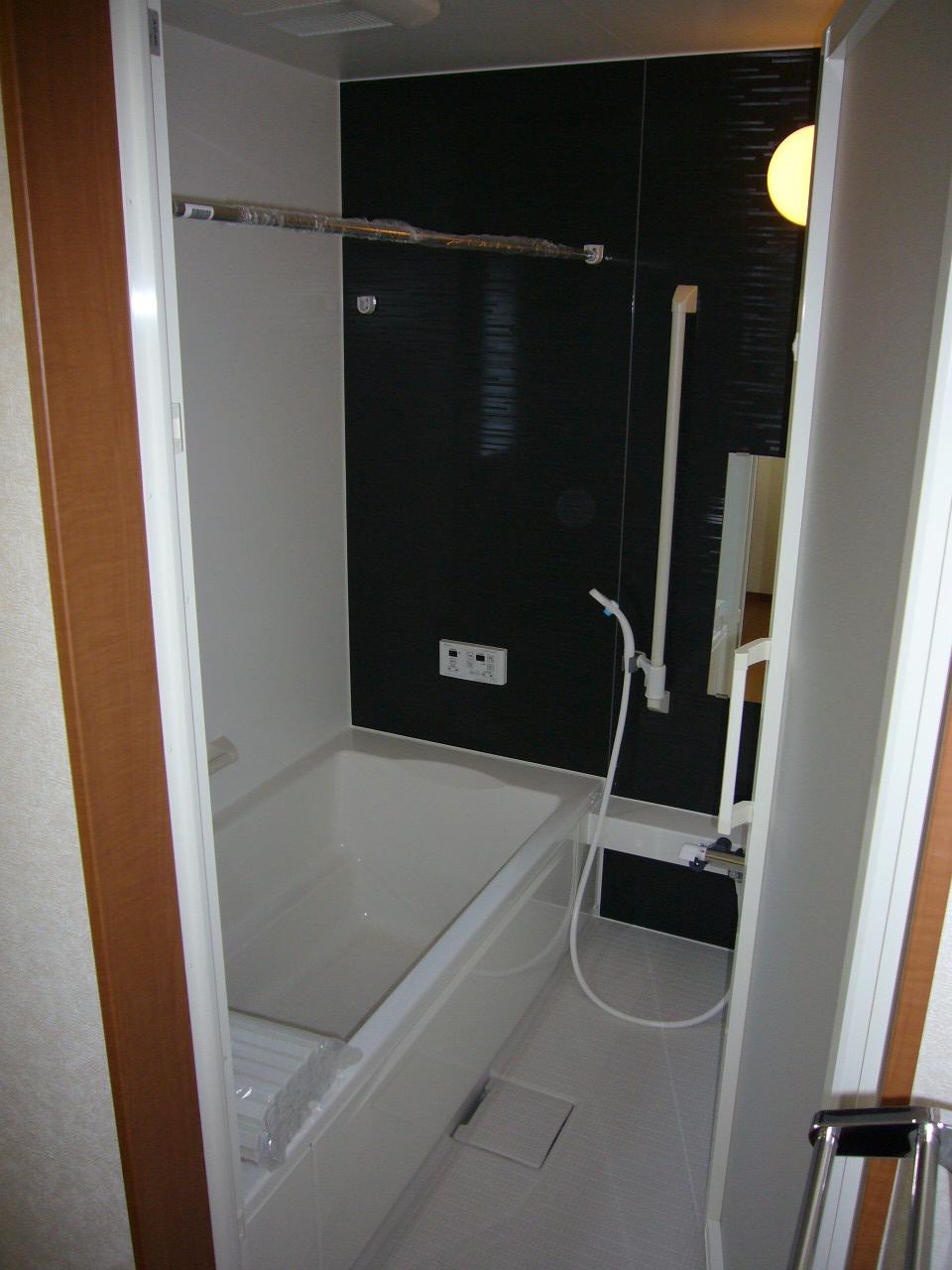 Bathroom. Indoor (10 May 2013) Shooting