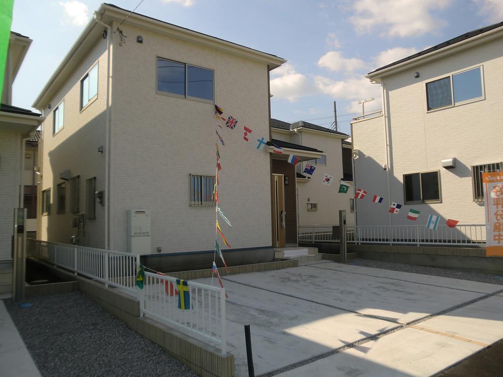 Same specifications photos (appearance)