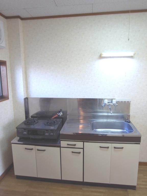 Kitchen. Tamamura Kaminote Rent Taihei ・ Mansion indoor kitchen (2)