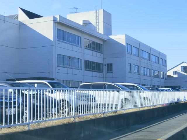 Primary school. 798m to Tamamura Minami Elementary School