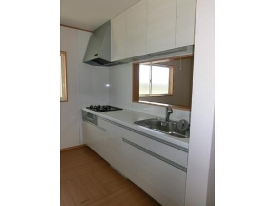 Same specifications photo (kitchen). Same specifications