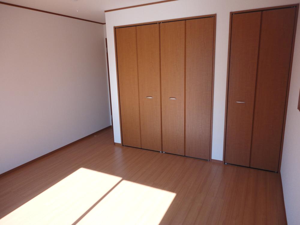 Non-living room. Indoor (11 May 2013) Shooting