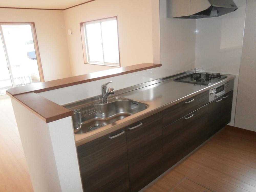 Kitchen. 1 Building, Building 2 (same specifications)