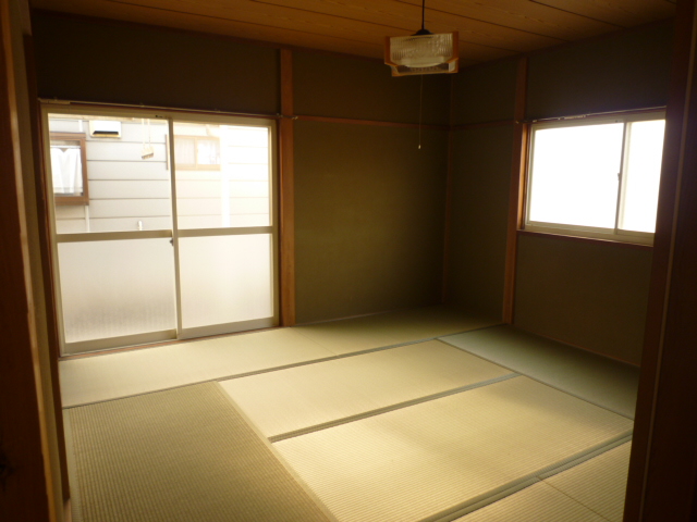 Living and room. Japanese-style room 8 tatami