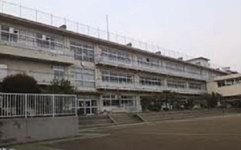 Junior high school. Shibukawa Municipal Shibukawa to North Junior High School 2590m