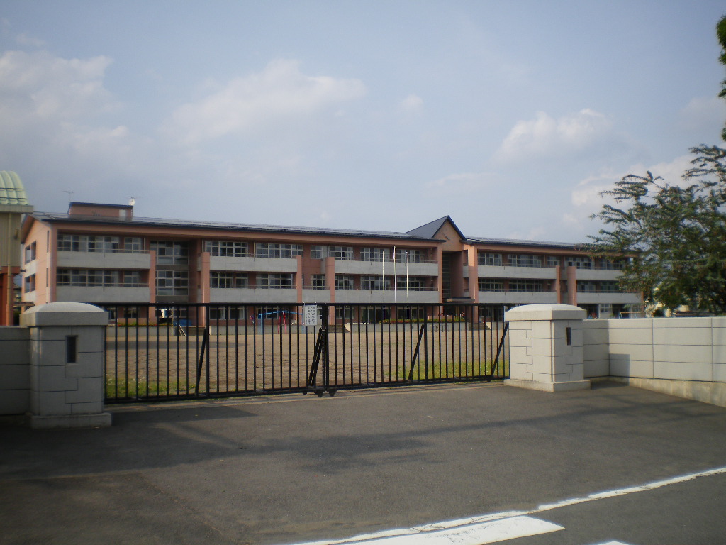 Primary school. 1037m to Shibukawa Municipal Shibukawa Minami elementary school (elementary school)