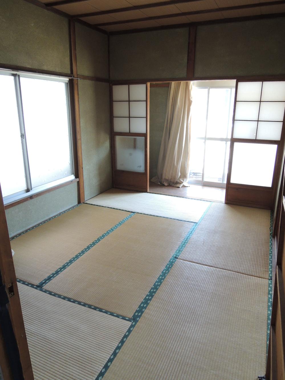 Living. Indoor shooting Japanese-style room 6 quires and veranda