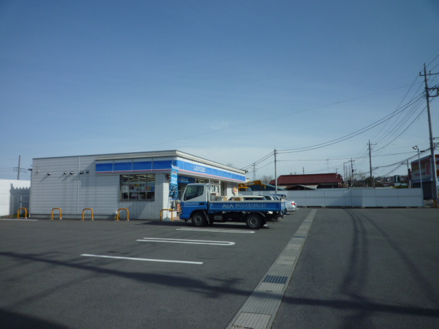 Convenience store. 527m until Lawson Shibukawa Kanai Nishiten (convenience store)