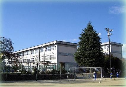 Junior high school. Shibukawa Municipal Shibukawa until junior high school 1220m