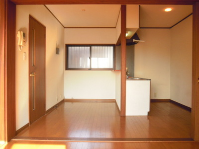 Living and room. Room 2