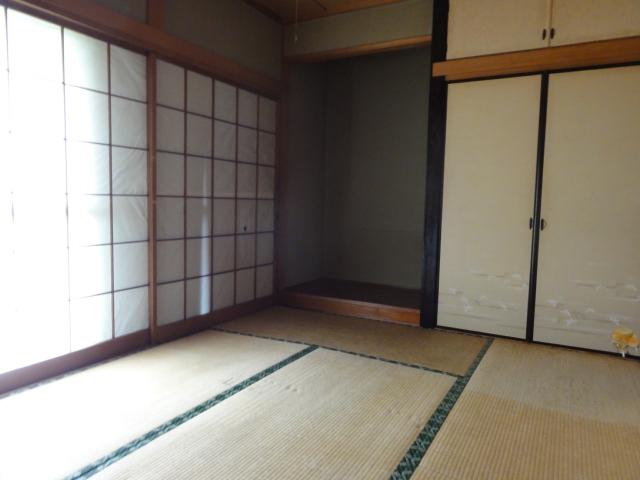 Other Equipment. Japanese style room