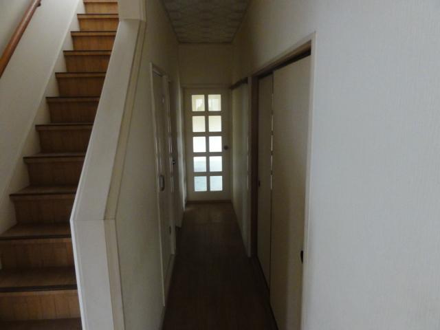 Construction ・ Construction method ・ specification. Corridor