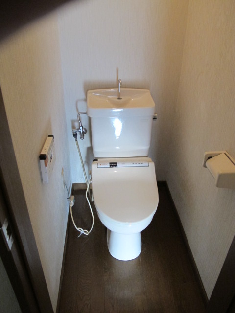 Toilet