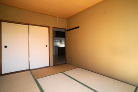 Living and room. Japanese-style room 6 quires