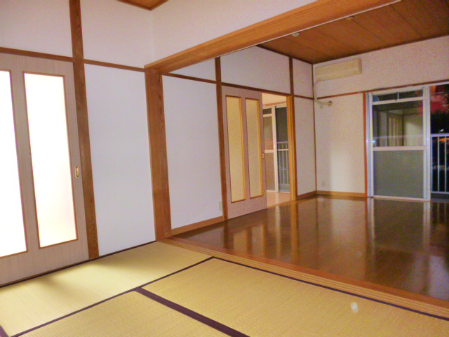 Bath. Japanese-style room ~ Western style room