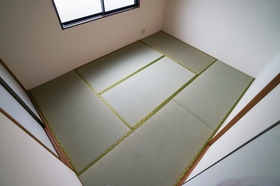 Living and room. Japanese-style room 6 quires