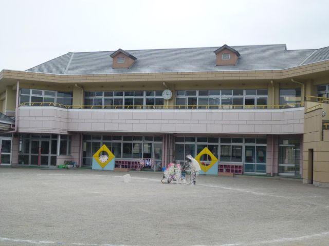 kindergarten ・ Nursery. Kaizawa nursery school (kindergarten ・ 970m to the nursery)