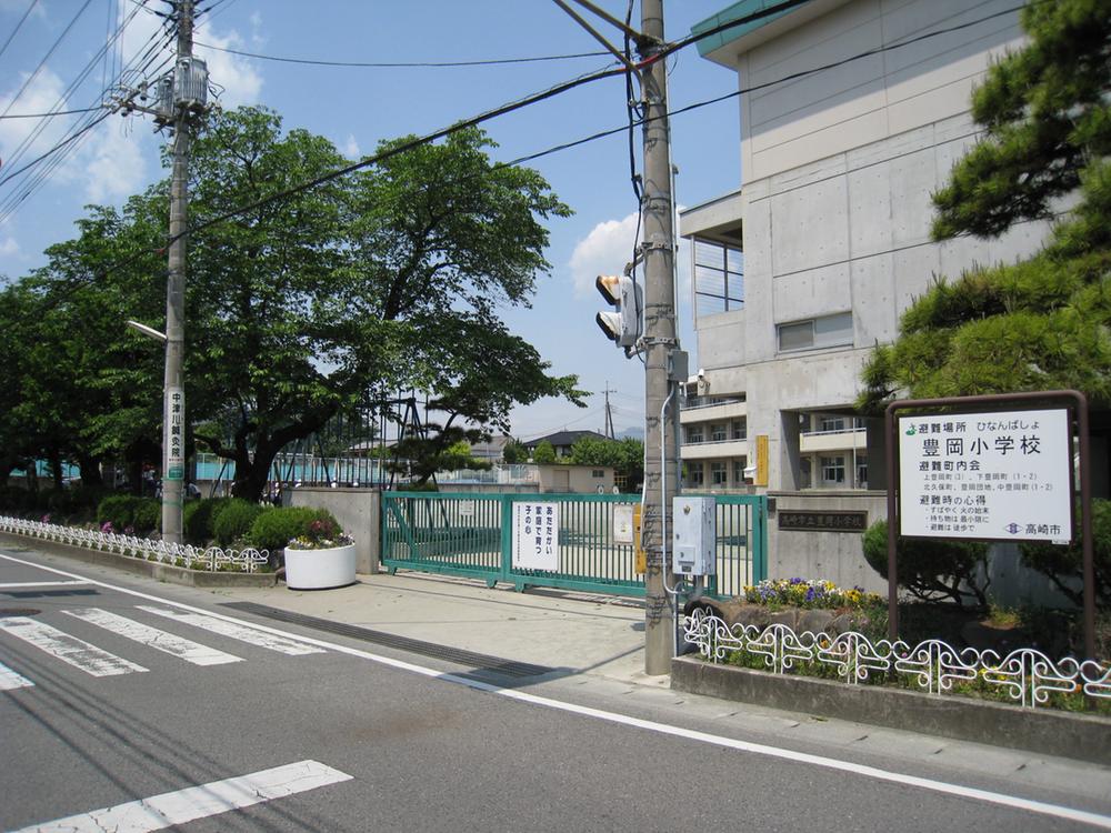 Primary school. 430m to Takasaki Municipal Toyooka Elementary School