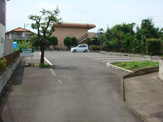 Parking lot