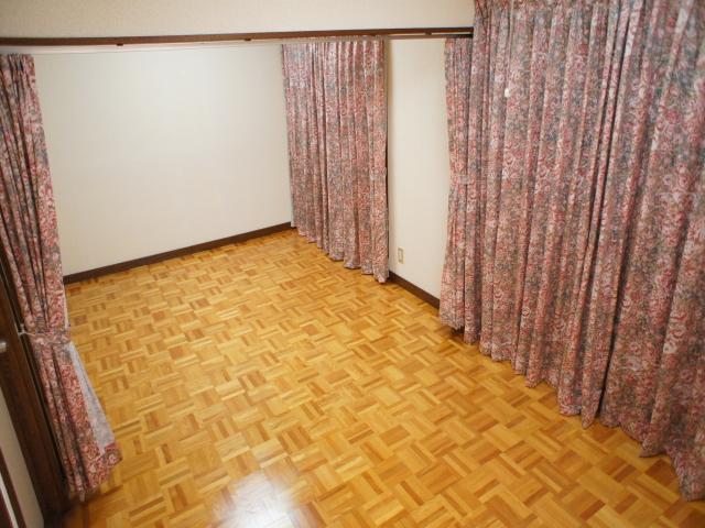 Construction ・ Construction method ・ specification. Western style room