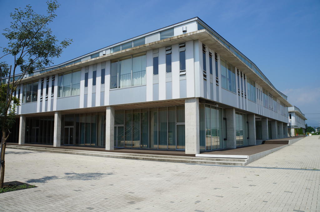 Primary school. 1060m to Takasaki Municipal Sakurayama elementary school (elementary school)