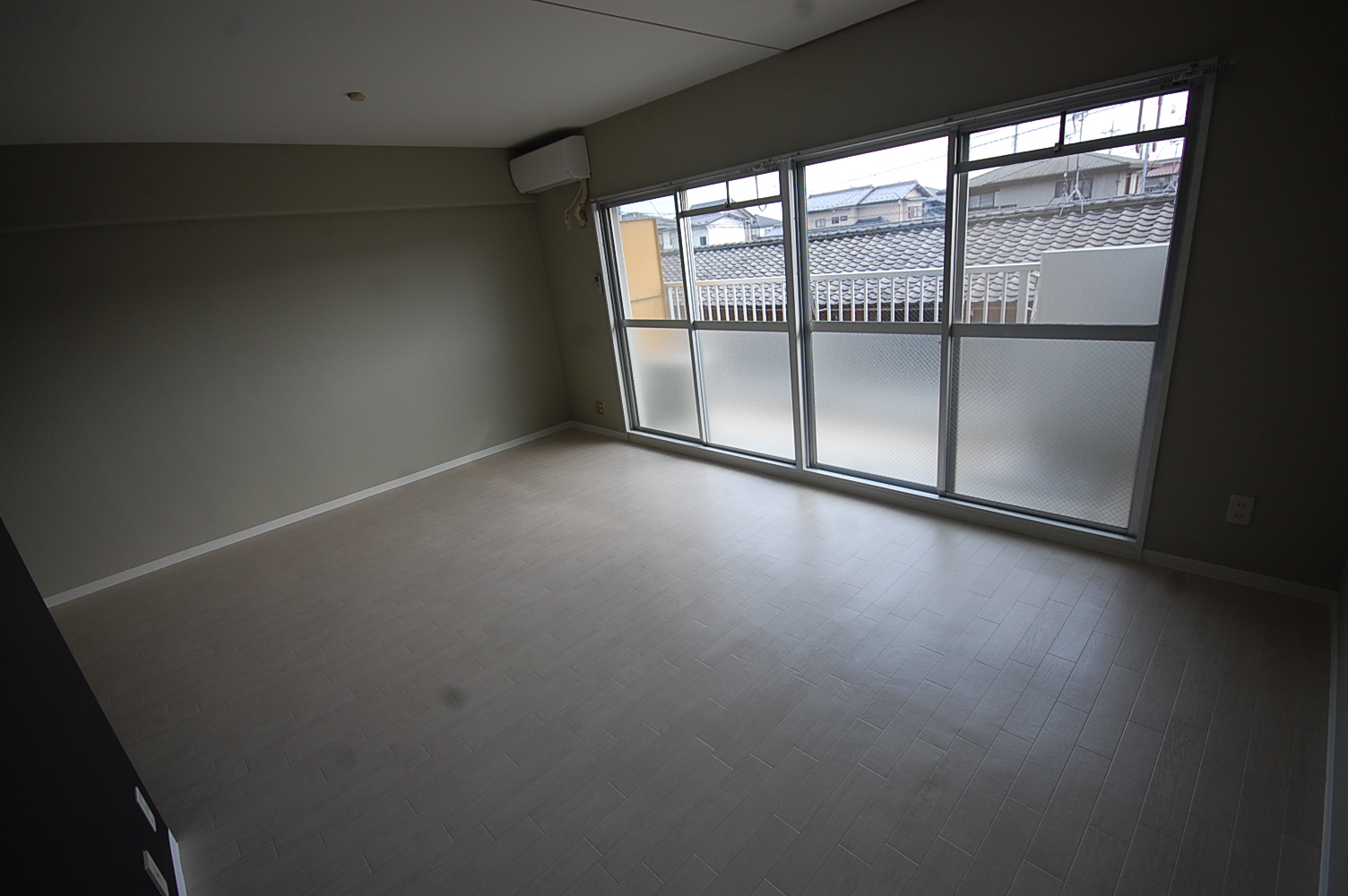 Living and room