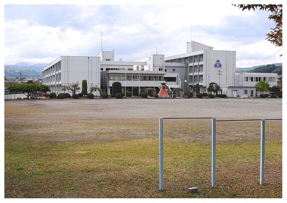 Junior high school. Takasaki Municipal Haruna junior high school