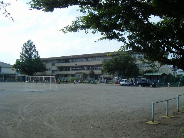 Primary school. 668m to Takasaki Municipal Yahata Elementary School