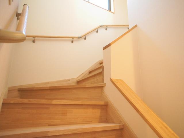 Other Equipment. Staircase: it is also safe for families with a child in a spacious staircase. 