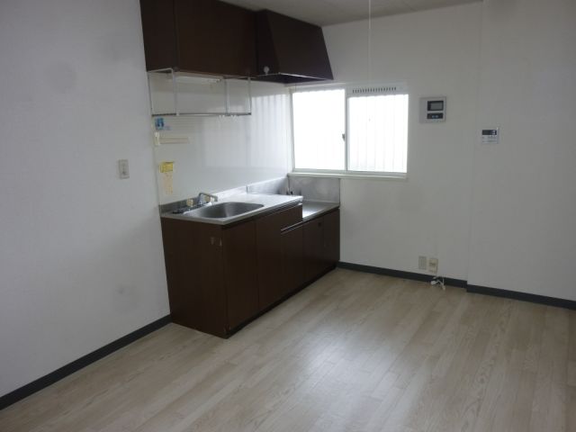 Kitchen. It would put a dining table