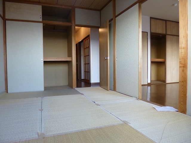 Other room space. Japanese style room