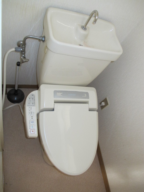 Toilet