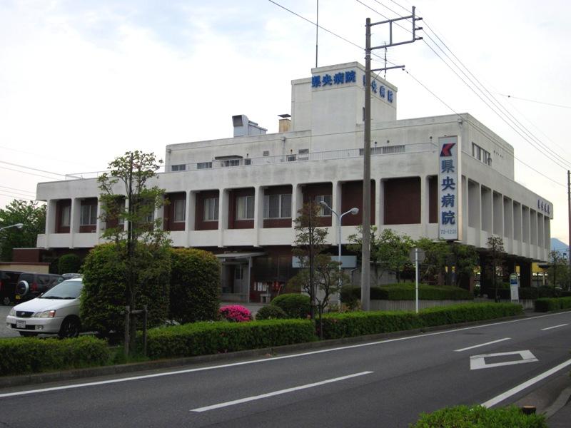 Hospital. KenHisashi to the hospital 725m
